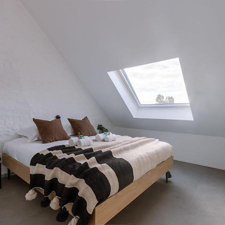 Huswell - House K Located In The Center Of Kortrijk Villa Exterior photo