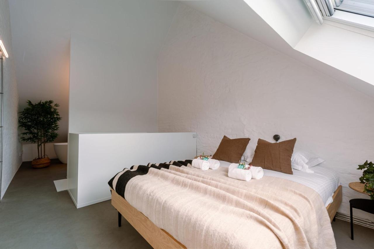 Huswell - House K Located In The Center Of Kortrijk Villa Exterior photo